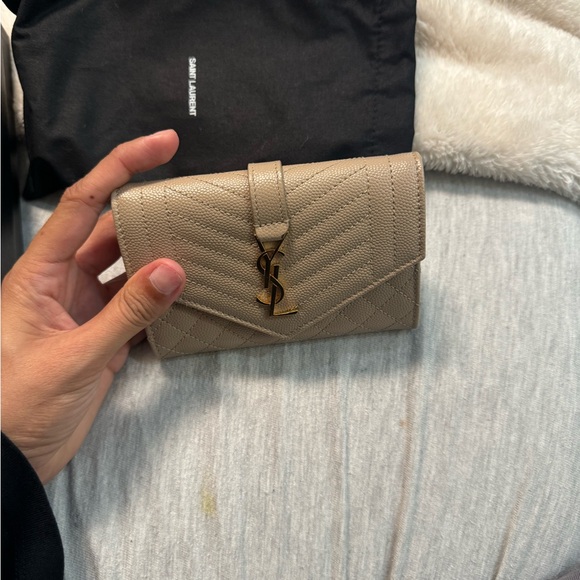 Saint laurent card hold/ small wallet - Picture 4 of 5